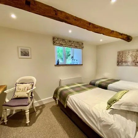 Stunning Barn Minutes From The District Hébergement de vacances *